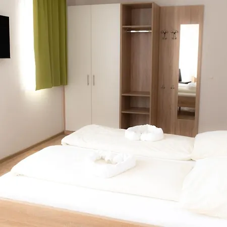 Privatunterkunft Weingut - Gästezimmer Resch Ludwig Vlg. Powoden Leutschach