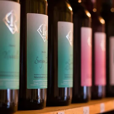 Weingut - Gästezimmer Resch Ludwig Vlg. Powoden Privatunterkunft